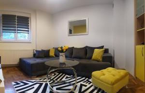 Posezení v ubytování APARTMAN SUNFLOWER