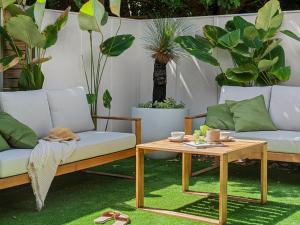 Area soggiorno di The Bach in Byron