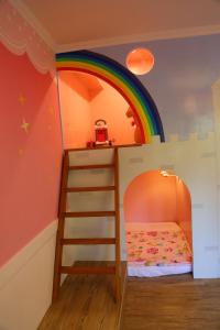 Postel nebo postele na pokoji v ubytování Flower Happiness Homestay