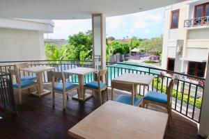 Bazén v ubytování Bali Karma Sajtra Hotel nebo v jeho okolí