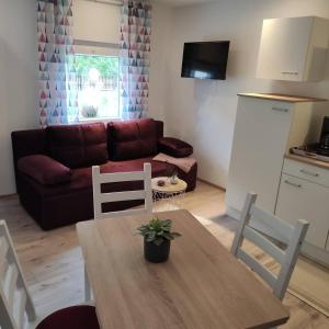 Kuchyň nebo kuchyňský kout v ubytování Ferienhaus Neumann
