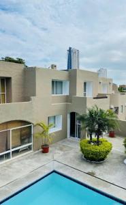 Hồ bơi trong/gần Casa Tonsupa Club del Pacifico