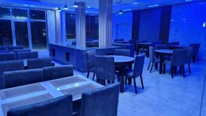 Royal Land Deluxe Suites رويال لاند للأجنحة الفاخرة的休息区