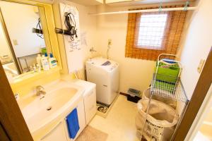 Koupelna v ubytování ゲストハウスTSUU小田原 Guest House Tsuu Odawara #OD1