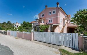 Budynek, w którym mieści się apartament