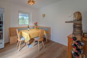 Fotografie z fotogalerie ubytování Haus Stolz v destinaci Appiano sulla Strada del Vino