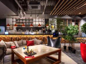 Posezení v ubytování ibis Osaka Umeda