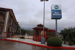 Fotografie z fotogalerie ubytování Best Western Lake Conroe Inn v destinaci Montgomery