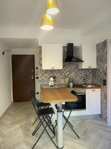 Køkken eller tekøkken på Chiarilù Casa Vacanze