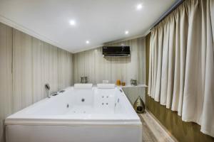 Gallery image of SPA Villa - Sunny Villas Hanioti in Hanioti