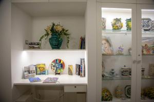 A kitchen or kitchenette at Luna d'Arte