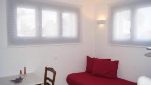 A seating area at Alexandros Studios