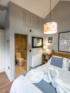 1 Bed Studio in Two Dales Near Matlock & Bakewell客房内的一张或多张床位