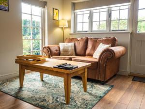 1 Bed Studio in Two Dales Near Matlock & Bakewell的休息区
