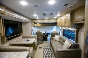 Gallery image of River Safaris New Class A Motorcoach Homosassa with River Accessibility in Homosassa