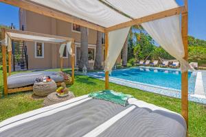 The swimming pool at or close to Luxury Mansion Rhodes