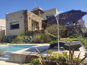 Swimmingpoolen hos eller tæt på Casa Laderas de Chacras de Coria