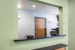Foto dalla galleria di WoodSpring Suites Conroe a Conroe