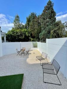 Foto da galeria de Unique luxury apartment with cosy garden! em Gent