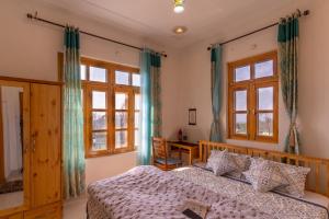Gallery image of La Maison - A Boutique Bed and Breakfast in Bīr
