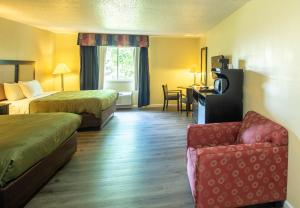 Galeriebild der Unterkunft Quality Inn & Suites Woodstock near Lake Geneva in Woodstock
