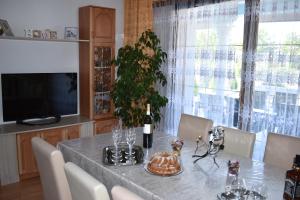 TV a/nebo společenská místnost v ubytování Villa Maria