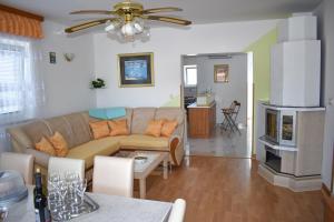 Kuchyň nebo kuchyňský kout v ubytování Villa Maria