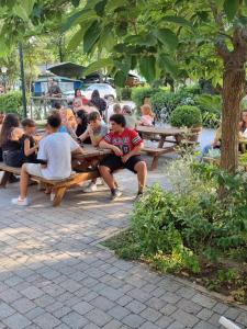 Ospiti di Chalet 4 or 6 persons Toscana Viareggio Camping Bosco Verde Italië