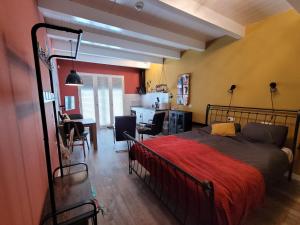 Postel nebo postele na pokoji v ubytování B&B Buutegeweun