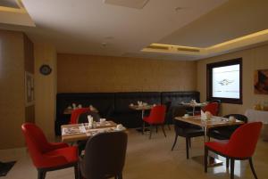 Un restaurant sau alt loc unde se poate mânca la Imamoglu Pasa Butik Hotel