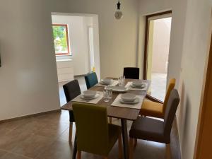 Χώρος καθιστικού στο Apartma 7 - In the heart of Soča Valley