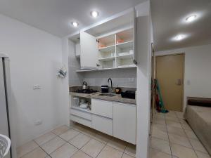 Dapur atau dapur kecil di Flat beira mar, Olinda 4 Rodas 203