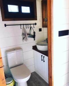 Bathroom sa Tiny house kayaköy Nar