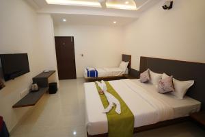 A television and/or entertainment centre at DC comforts