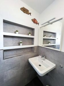 Kúpeľňa v ubytovaní APARTAMENTO FRAGATA - LA GRACIOSA