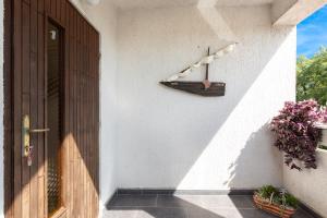 Fotografie z fotogalerie ubytování Apartment "GOTA" , 60m2 , za 2 osobe v destinaci Risika