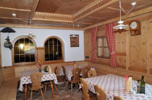 Nápoje v ubytování Hotel Ciamol