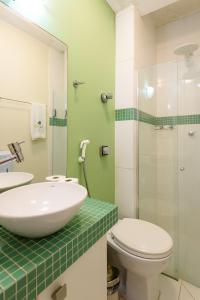 Ein Badezimmer in der Unterkunft Estilo em Ipanema - Boa localização - VP305 Z2