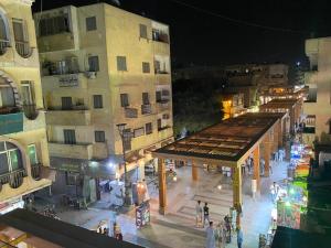 ALRahman Building vendégei