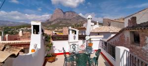 En generel udsigt til bjerge eller udsigt til bjerge taget fra feriehuset