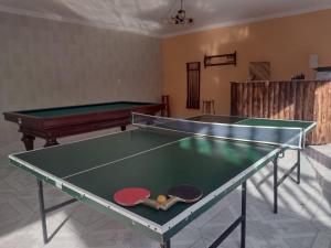 Stolní tenis v ubytování Hotel Campestre La Toscana nebo okolí