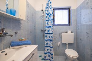 Ένα μπάνιο στο Apartments Brankica +41 φωτογραφίες