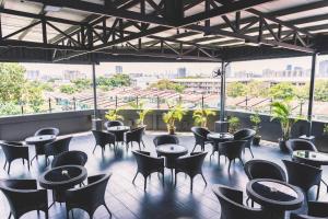 Posezení v ubytování Suwara Hotel Kepong KL