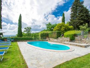 The swimming pool at or close to Holiday Home Il Casellino-2 by Interhome