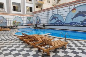 Bazén v ubytování sheraton blaza 101 nebo v jeho okolí