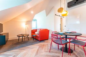 Et opholdsområde på FLH Viola Market Flats with Terrace