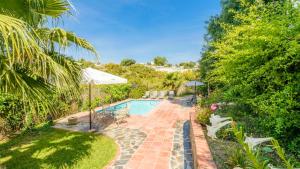 Der Swimmingpool an oder in der Nähe von Casa La Haza de Frigiliana by Ruralidays