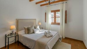 Postel nebo postele na pokoji v ubytování Villa Vargas Torrox by Ruralidays + 31 fotografií