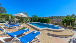 The swimming pool at or close to Casa Luna Alora by Ruralidays