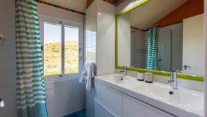 Koupelna v ubytování Casa Cupiana Malaga by Ruralidays